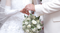 Glücksmomente in Wennigsen organisiert freie Trauungen und Hochzeiten für jede Paarkonstellation